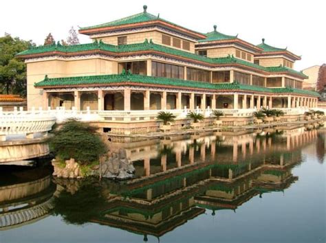  Jingzhou Museum:  ร่องรอยอารยธรรมโบราณและความลับที่ซ่อนในพิพิธภัณฑ์